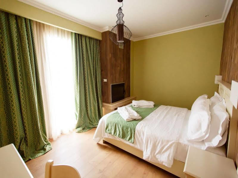 Irenes Resort Káto Loutrákion Εξωτερικό φωτογραφία